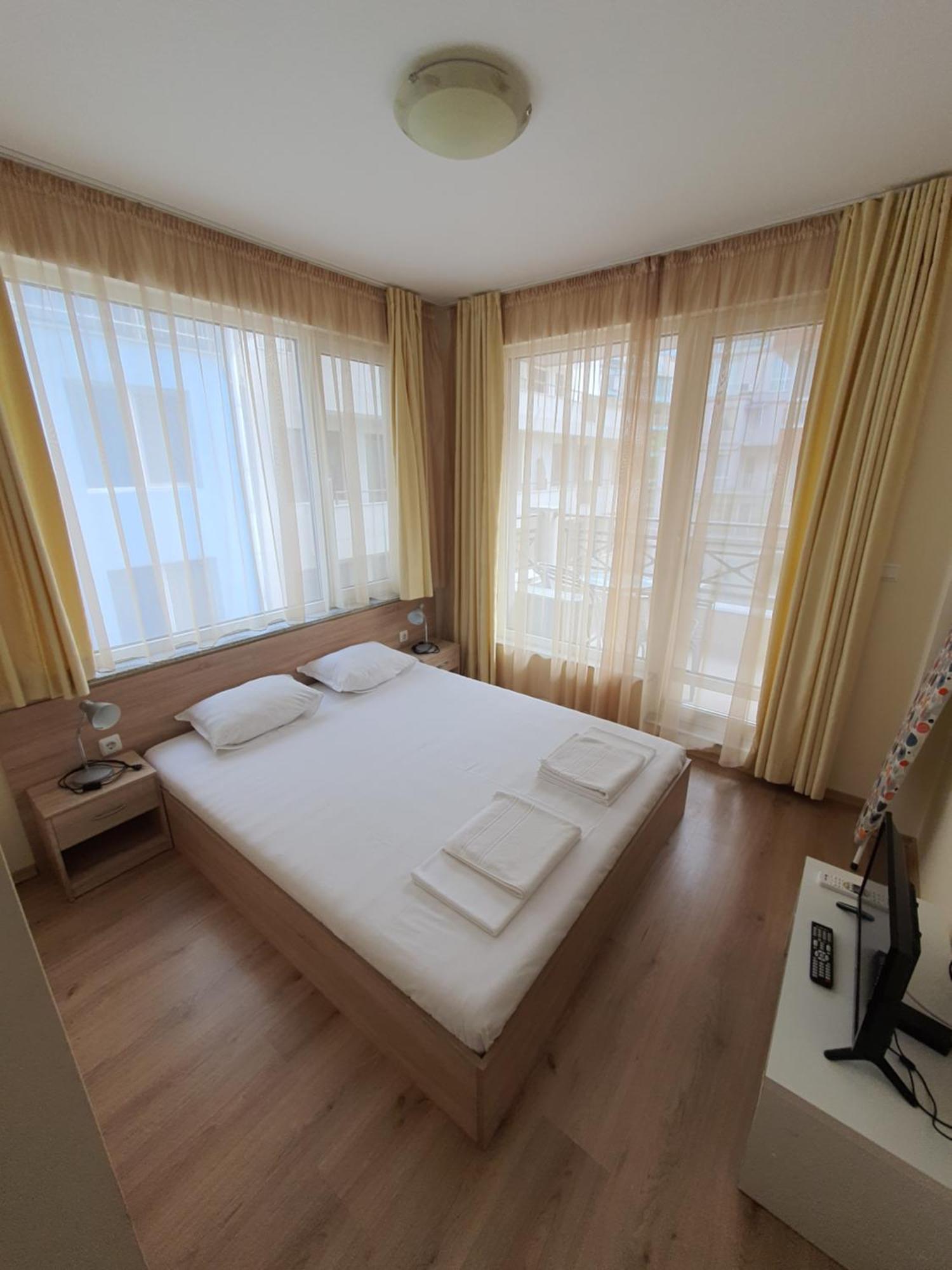 Appartamento Таня 10 Pomorie Esterno foto