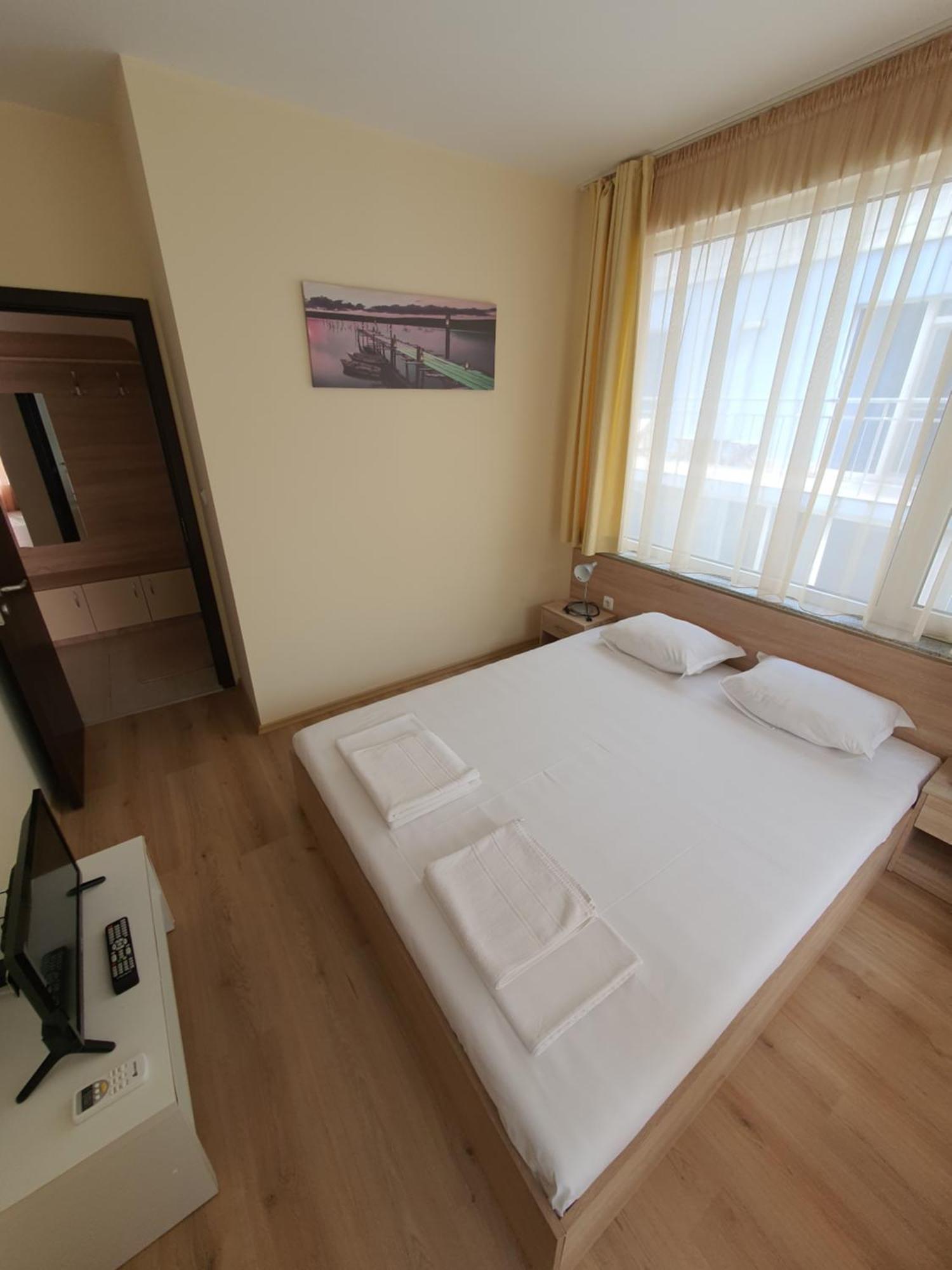 Appartamento Таня 10 Pomorie Esterno foto